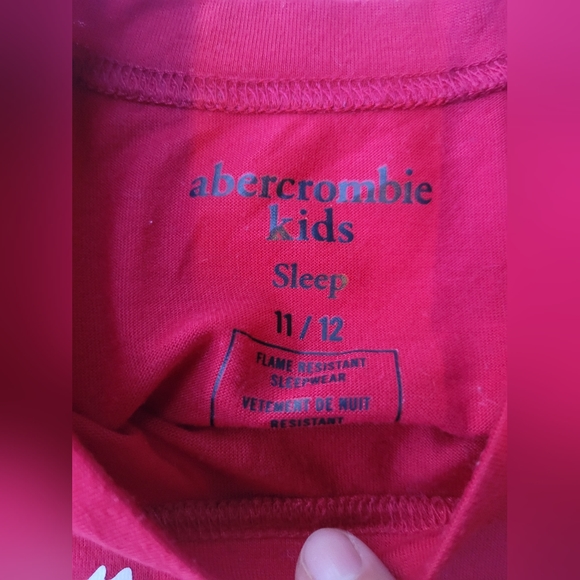 Abercrombie boys sleep shirt size 11/12 - Picture 2 of 3